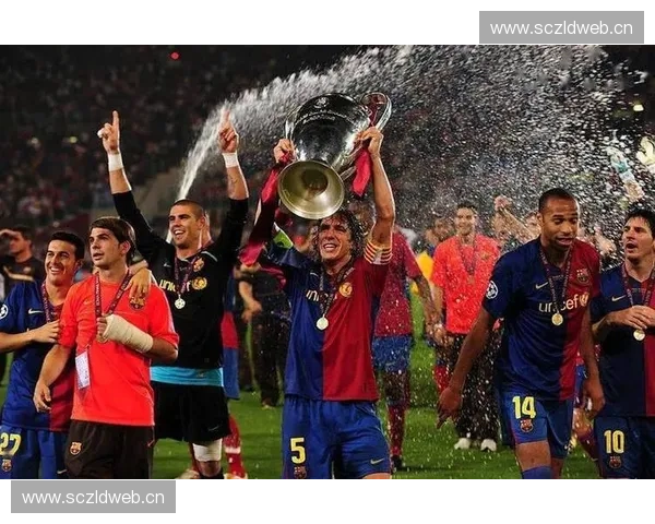 巴萨球迷欢聚共话红蓝荣耀再燃欧洲巅峰争霸梦想